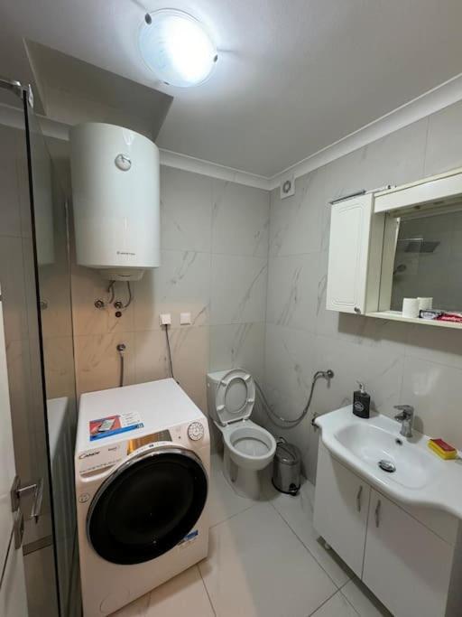 Long Royal Apartment Podgorica Exterior photo
